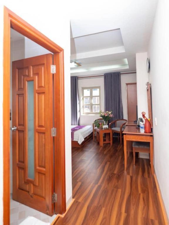 Hong Hac Hotel Ho Chi Minh City