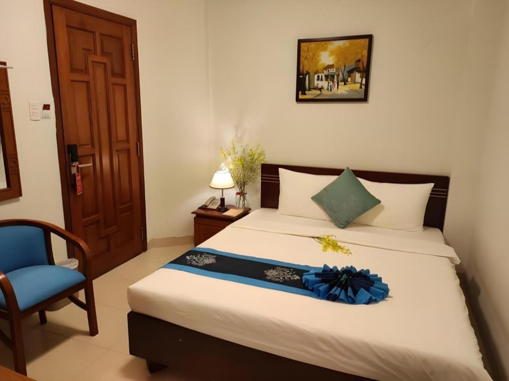 Hồng Hạc Khách sạn 2*
